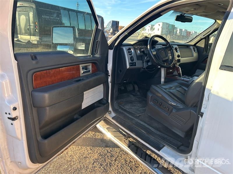 Ford F-150 Lariat 4x4 Crew Cab Pickup Ostalo