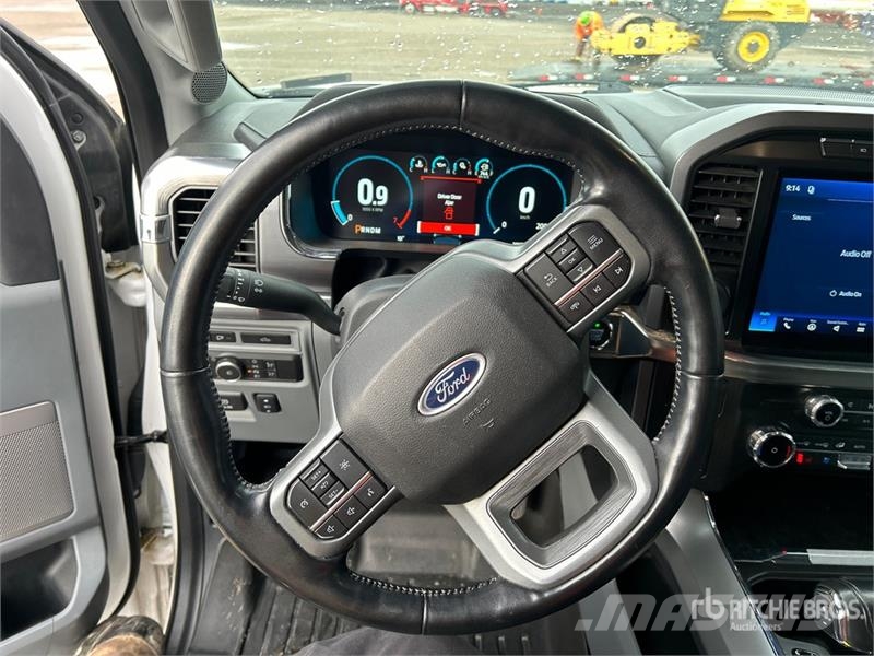Ford F-150 Lariat 4x4 Crew Cab Pickup Ostalo