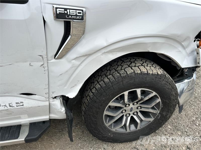 Ford F-150 Lariat 4x4 Crew Cab Pickup Otros