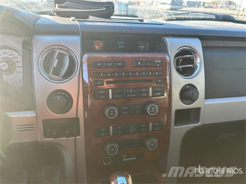 Ford F-150 Lariat 4x4 Crew Cab Pickup Ostalo