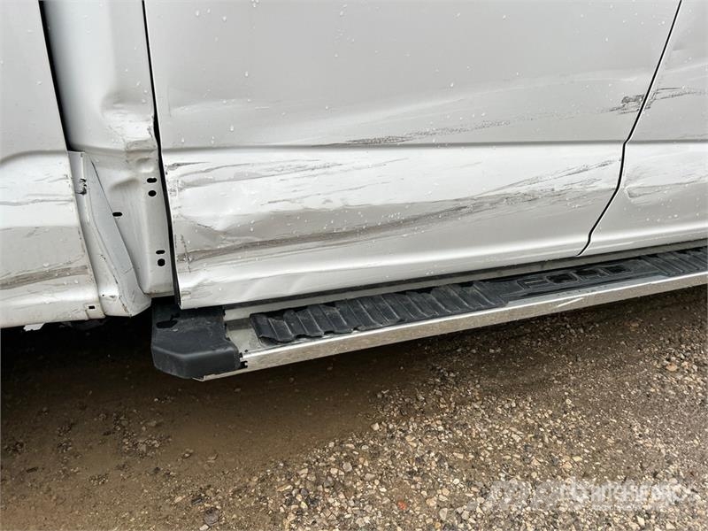 Ford F-150 Lariat 4x4 Crew Cab Pickup Ostalo