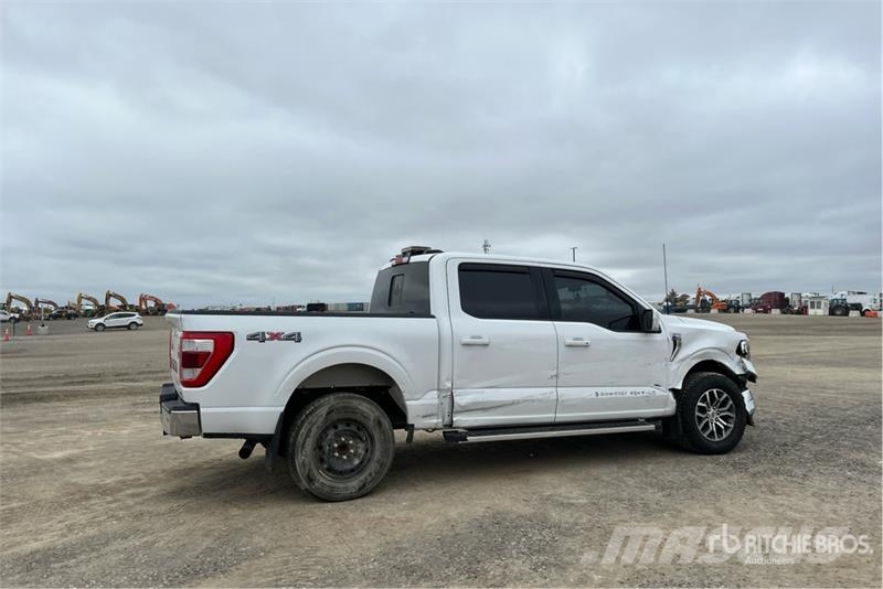 Ford F-150 Lariat 4x4 Crew Cab Pickup Otros