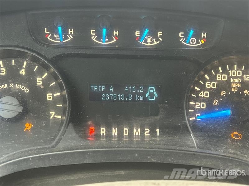 Ford F-150 XL 4x2 Extended Cab Pickup Інше