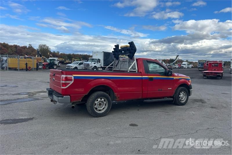 Ford F-150 XL 4x2 Pickup Ostalo