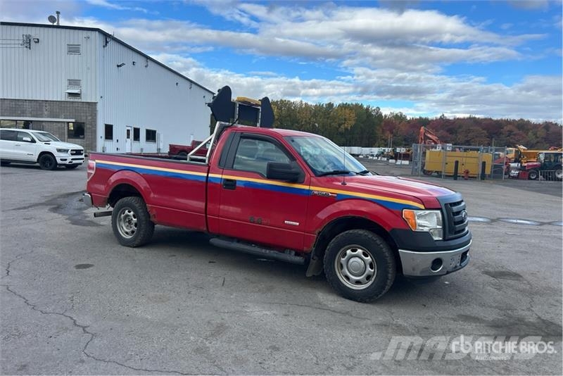 Ford F-150 XL 4x2 Pickup Ostalo