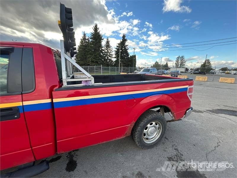Ford F-150 XL 4x2 Pickup Ostalo