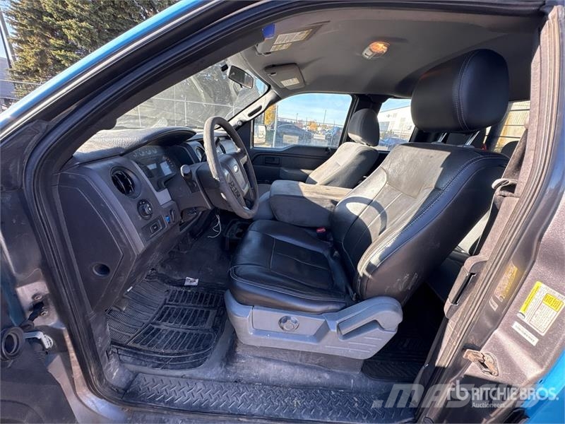 Ford F-150 XL 4x4 Extended Cab Pickup Egyéb