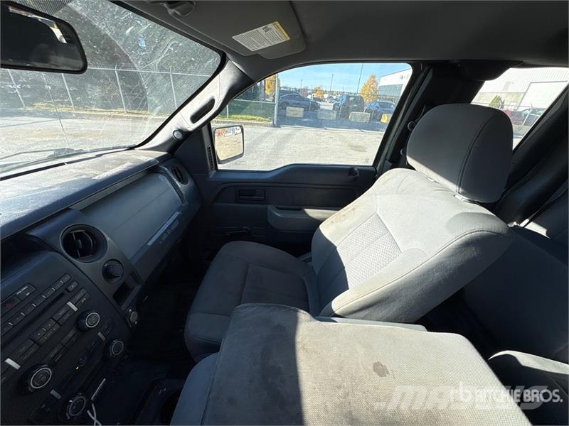 Ford F-150 XL 4x4 Extended Cab Pickup Egyéb