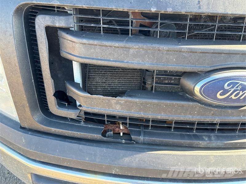 Ford F-150 XL 4x4 Extended Cab Pickup Egyéb