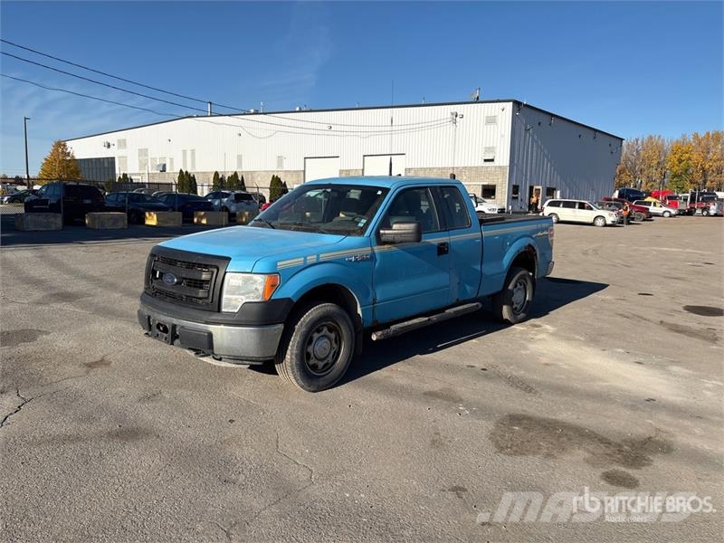 Ford F-150 XL 4x4 Extended Cab Pickup Egyéb