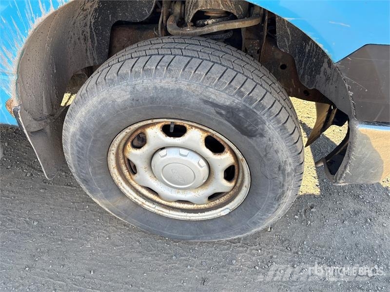 Ford F-150 XL 4x4 Extended Cab Pickup Egyéb