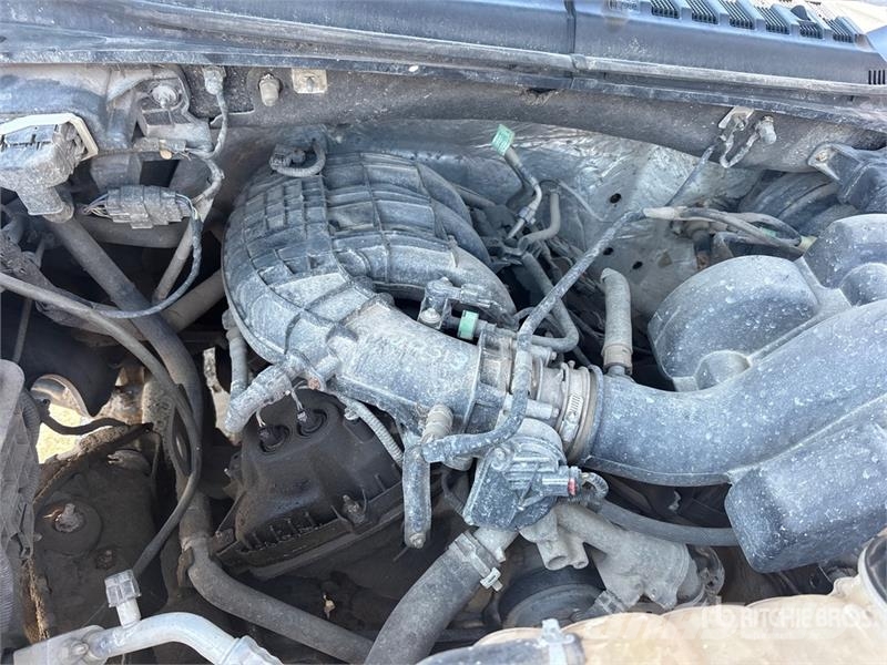 Ford F-150 XL 4x4 Extended Cab Pickup (Inoperable) Inne
