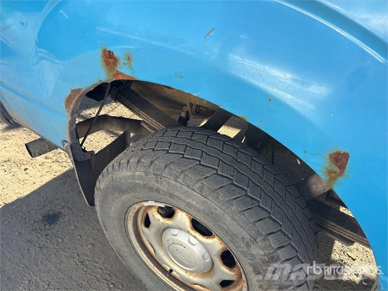 Ford F-150 XL 4x4 Extended Cab Pickup Egyéb