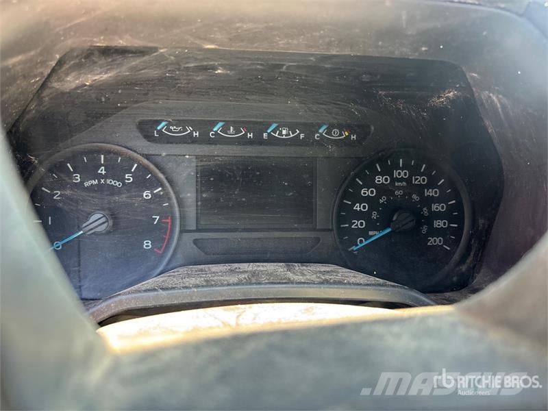 Ford F-150 XL 4x4 Extended Cab Pickup (Inoperable) Inne