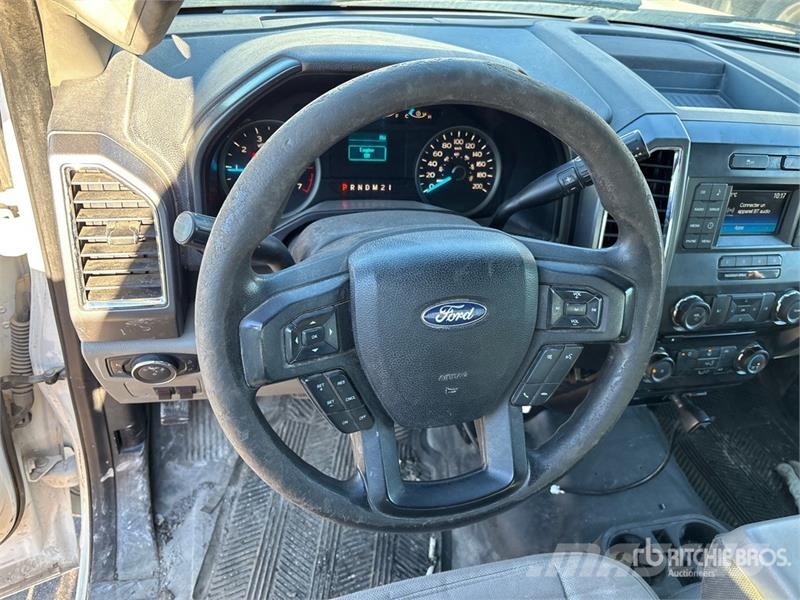 Ford F-150 XLT 4x2 Extended Cab Pickup Ostalo