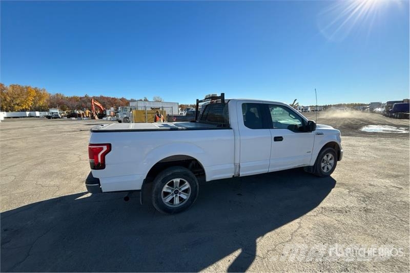Ford F-150 XLT 4x2 Extended Cab Pickup Ostalo