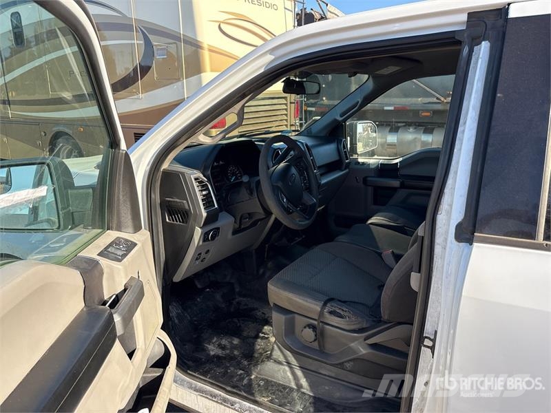 Ford F-150 XLT 4x2 Extended Cab Pickup Drugi