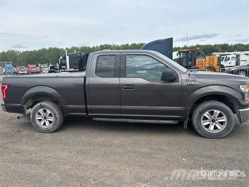 Ford F-150 XLT 4x2 Extended Cab Pickup Drugi