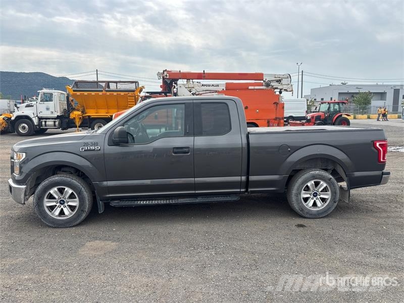 Ford F-150 XLT 4x2 Extended Cab Pickup Drugi