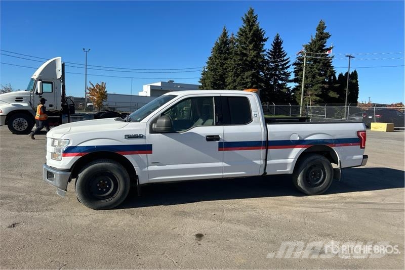 Ford F-150 XLT 4x2 Extended Cab Pickup Інше