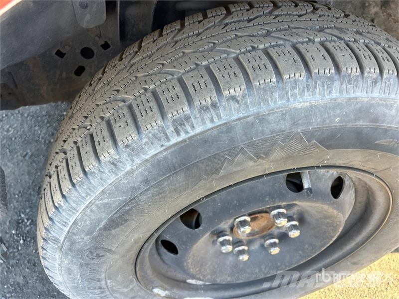Ford F-150 XLT 4x2 Extended Cab Pickup Інше