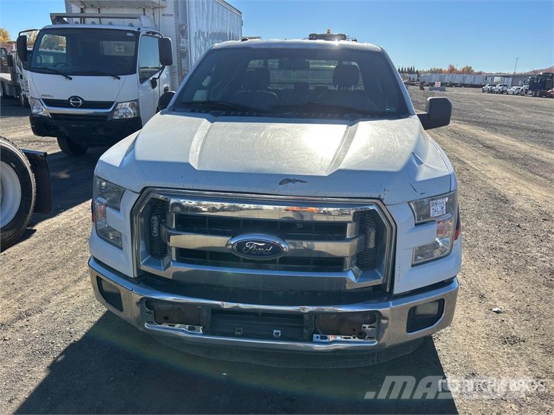 Ford F-150 XLT 4x2 Extended Cab Pickup Інше