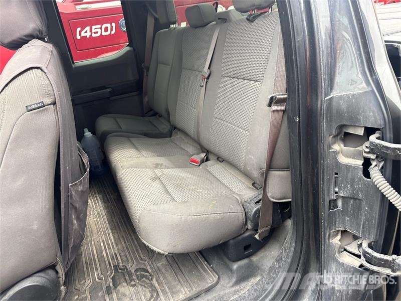 Ford F-150 XLT 4x2 Extended Cab Pickup Drugi