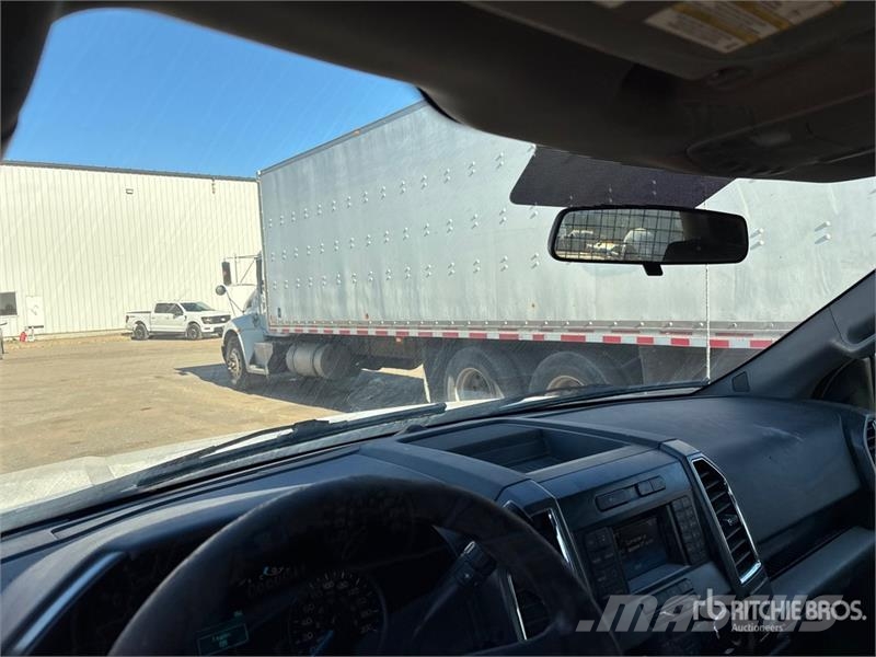 Ford F-150 XLT 4x2 Extended Cab Pickup Ostalo