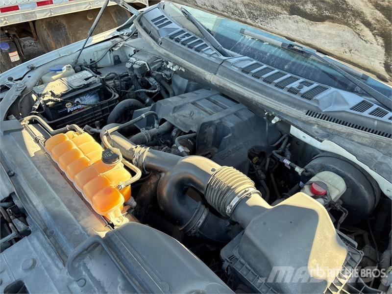 Ford F-150 XLT 4x2 Extended Cab Pickup Ostalo