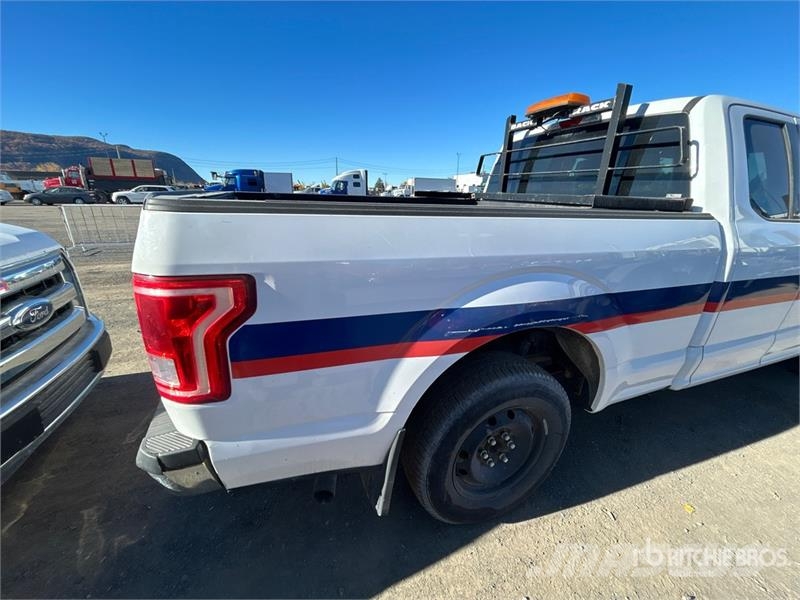 Ford F-150 XLT 4x2 Extended Cab Pickup Інше
