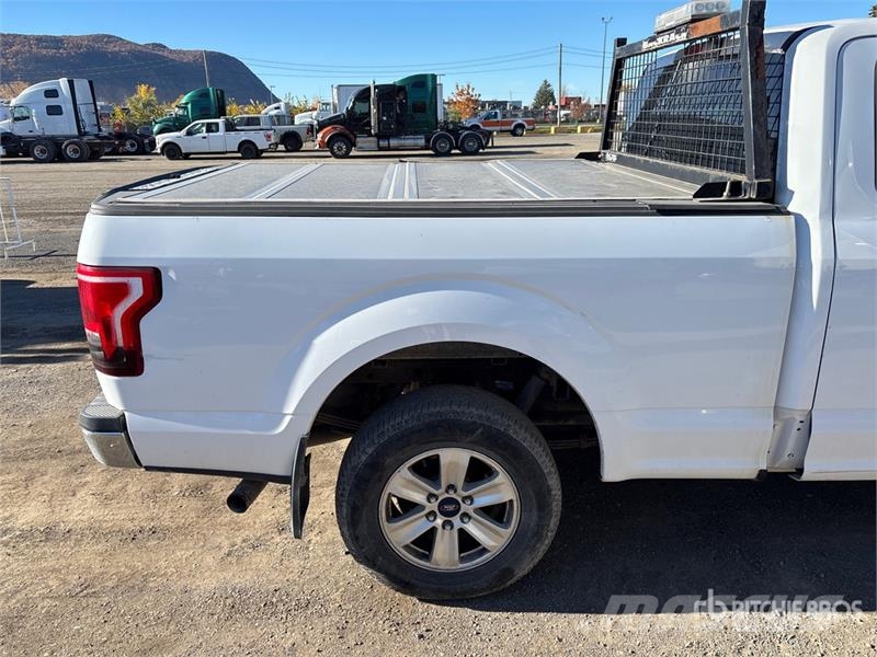 Ford F-150 XLT 4x2 Extended Cab Pickup Ostalo