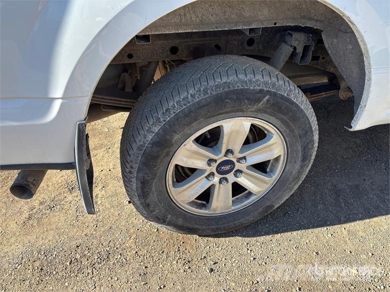 Ford F-150 XLT 4x2 Extended Cab Pickup Ostalo