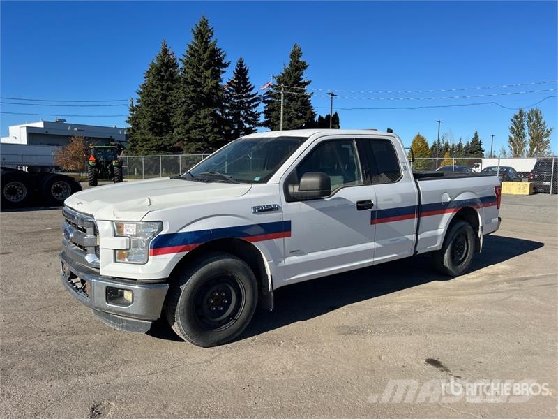 Ford F-150 XLT 4x2 Extended Cab Pickup Інше