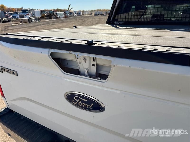 Ford F-150 XLT 4x2 Extended Cab Pickup Ostalo
