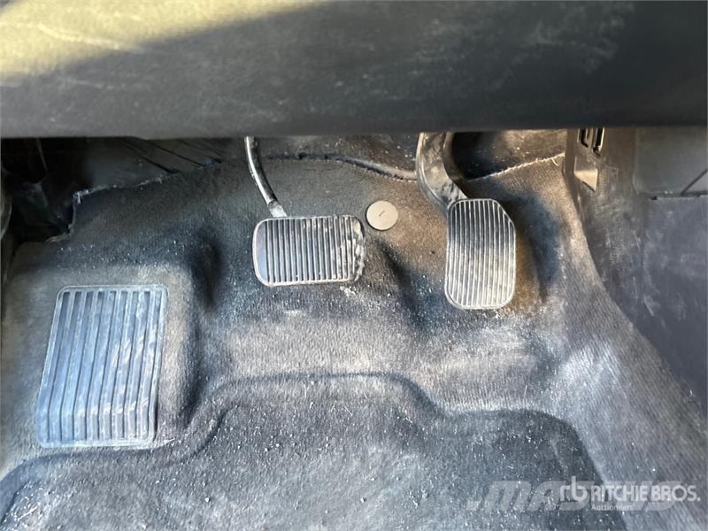 Ford F-150 XLT 4x4 Crew Cab Pickup Ostalo