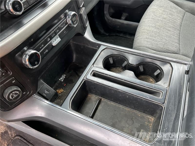 Ford F-150 XLT 4x4 Crew Cab Pickup Other