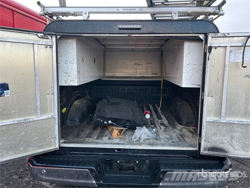Ford F-150 XLT 4x4 Crew Cab Pickup Other