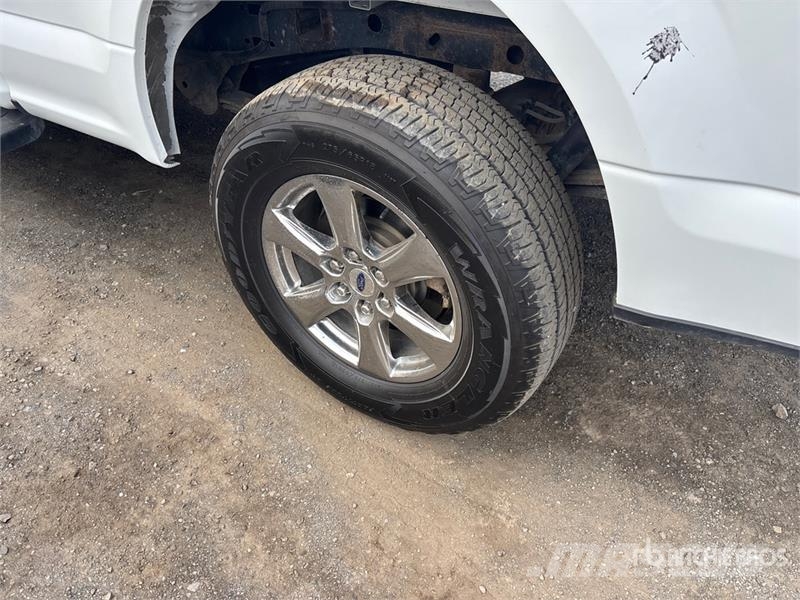 Ford F-150 XLT 4x4 Crew Cab Pickup Other