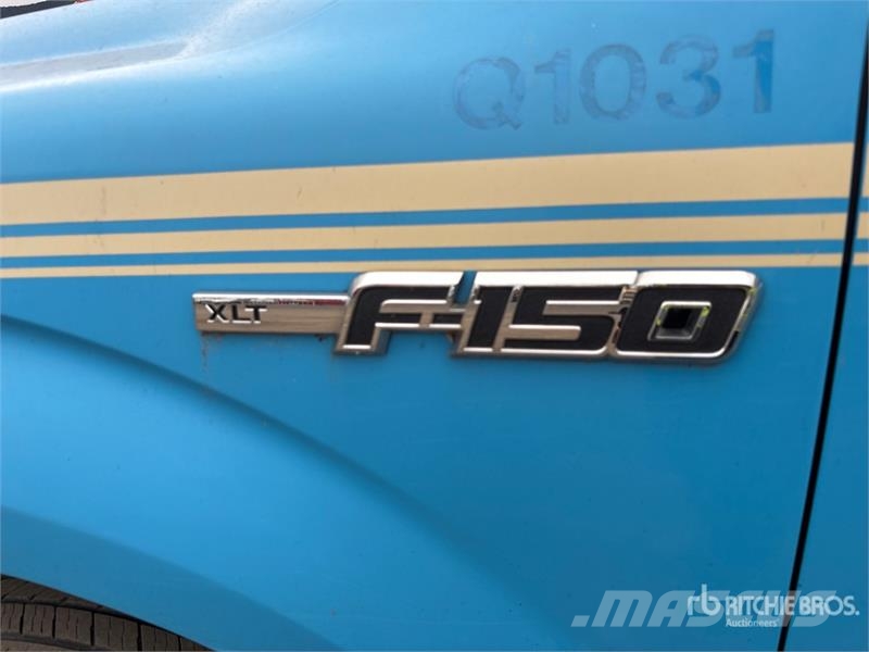 Ford F-150 XLT 4x4 Crew Cab Pickup Muu
