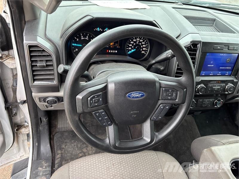 Ford F-150 XLT 4x4 Crew Cab Pickup Drugi