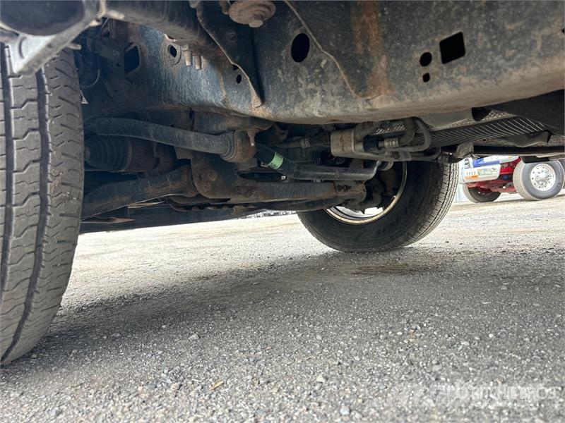 Ford F-150 XLT 4x4 Crew Cab Pickup Drugi