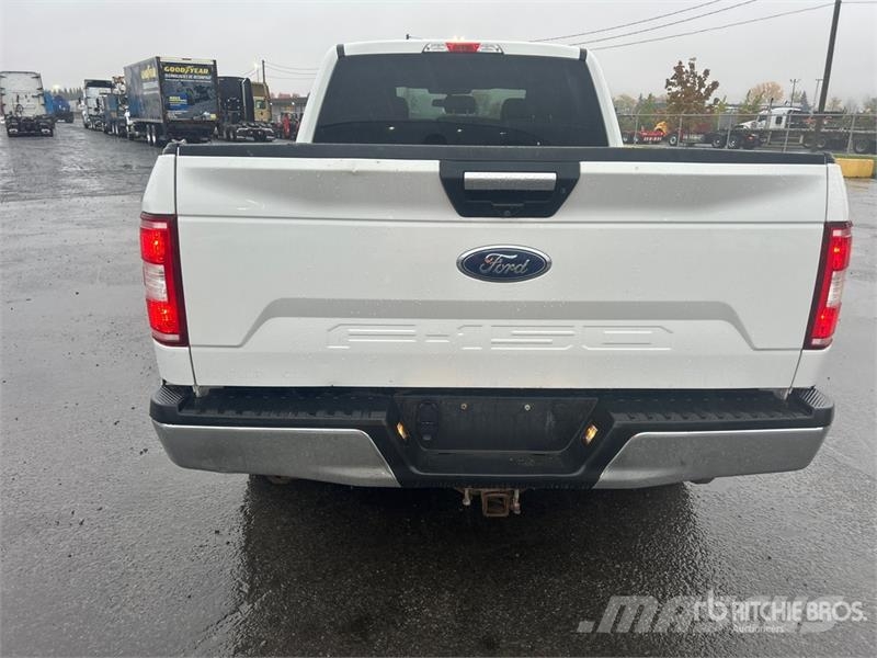 Ford F-150 XLT 4x4 Crew Cab Pickup 其他