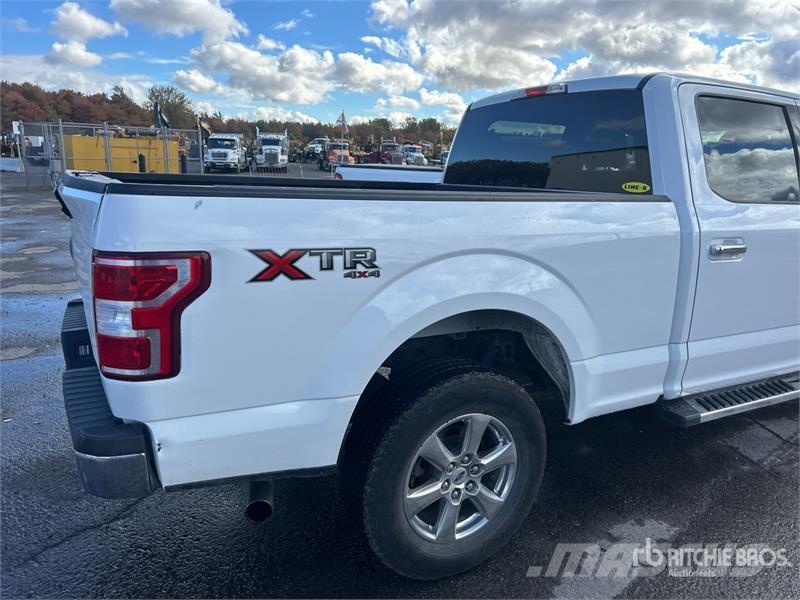 Ford F-150 XLT 4x4 Crew Cab Pickup 其他