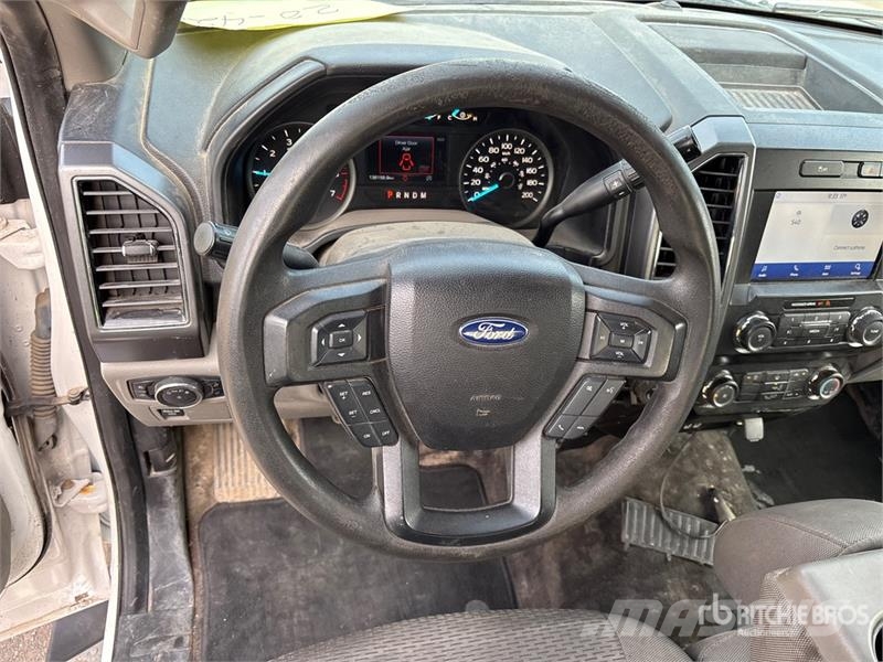 Ford F-150 XLT 4x4 Crew Cab Pickup 其他