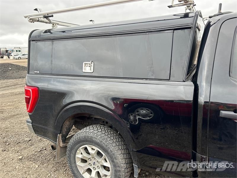 Ford F-150 XLT 4x4 Crew Cab Pickup Other