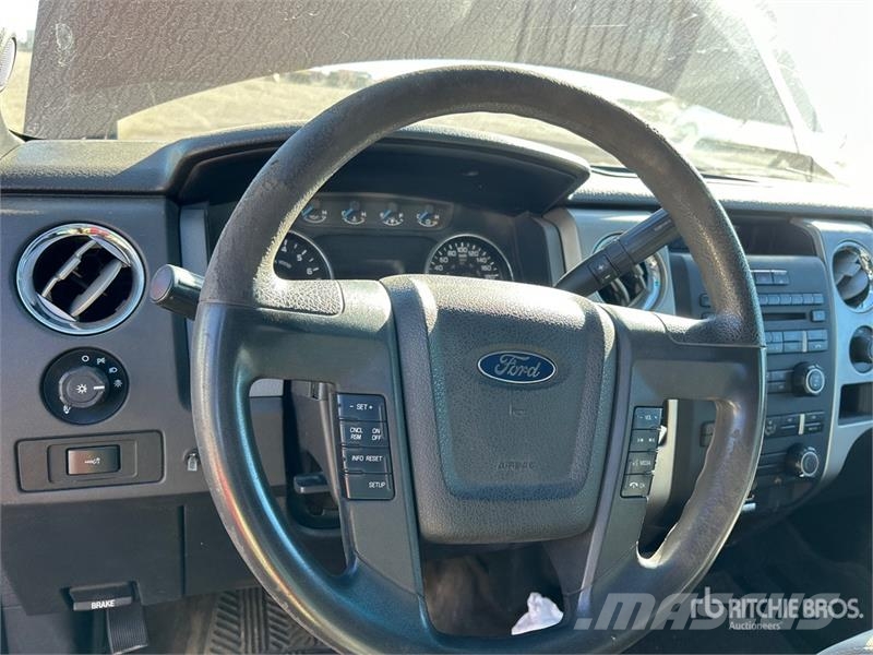 Ford F-150 XLT 4x4 Crew Cab Pickup Otras furgonetas