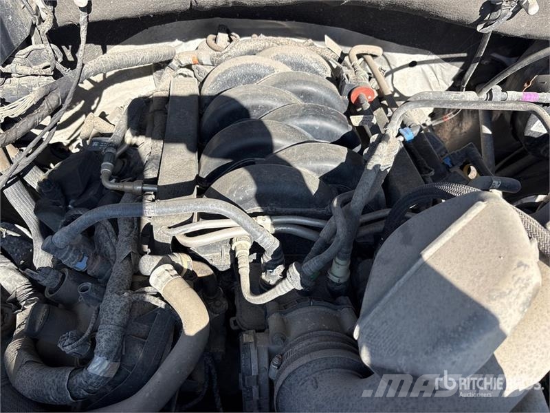 Ford F-150 XLT 4x4 Crew Cab Pickup Muu