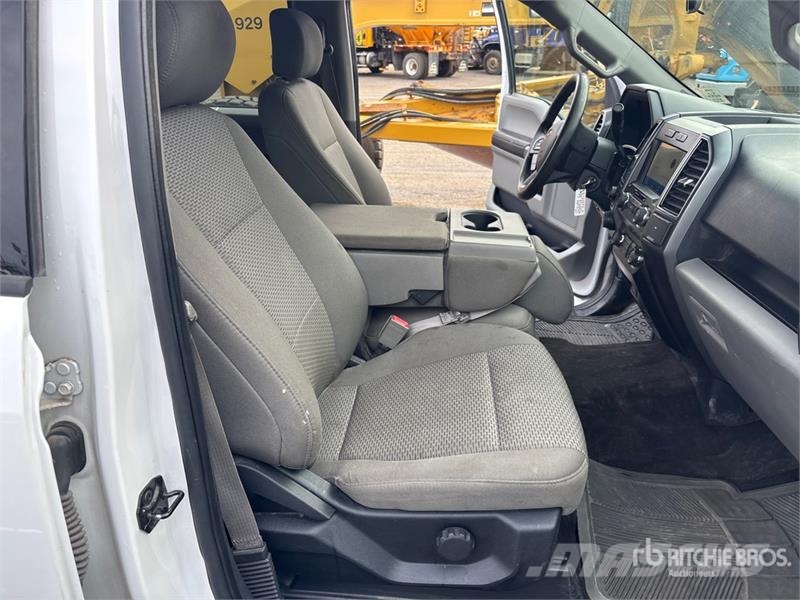 Ford F-150 XLT 4x4 Crew Cab Pickup Other