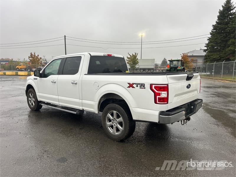 Ford F-150 XLT 4x4 Crew Cab Pickup 其他