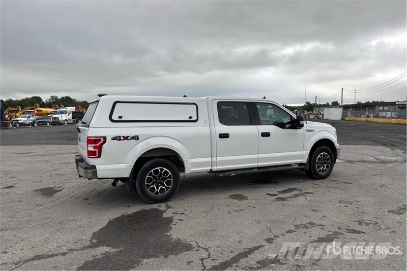 Ford F-150 XLT 4x4 Crew Cab Pickup Ostalo